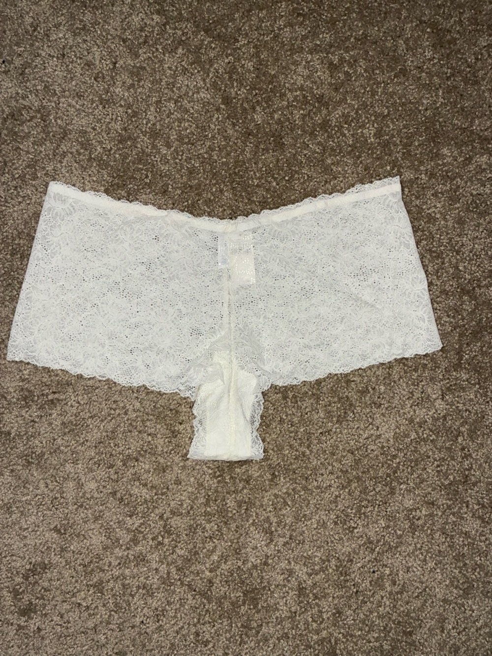 Old Navy White Lace Boyshorts β Floral Stretch Lace